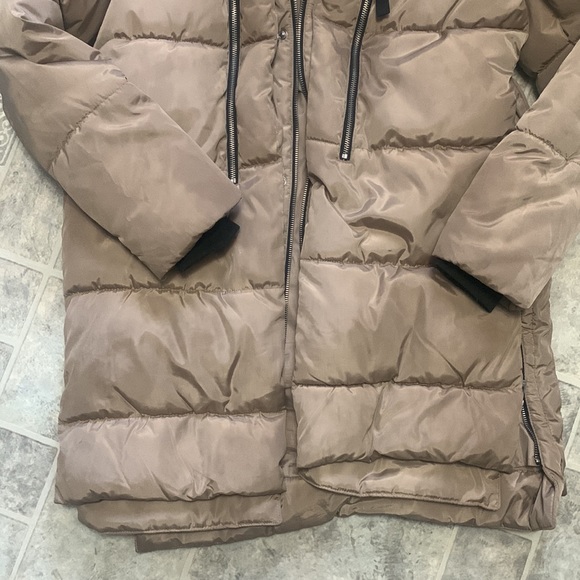ONLY winter jacket size xs fits a small - Picture 2 of 9
